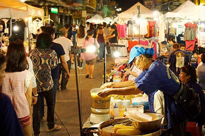 Chiang Rai Night Tour af TUK TUK