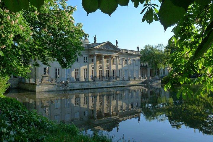 Parque Łazienki e Palace Warsaw Tour Privado com Bilhetes