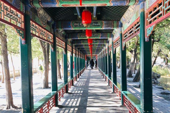 Tour privado de escala en Beijing al Palacio de Verano y Hutong