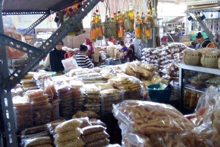Visita ao pacote de peixe e mercado tradicional