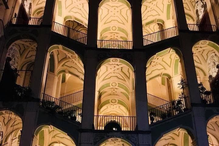 Visit of the Historic Center of Naples with an Expert Guide