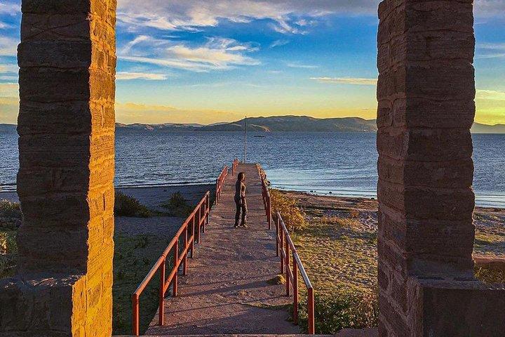 Ganztägige Tour nach Uros Titino und Llachon ab Puno