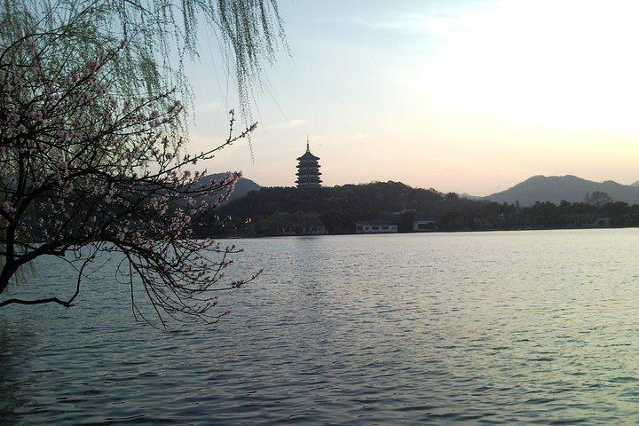 Excursion privée d'une journée à Hangzhou au départ de Shanghai avec le lac de l'Ouest et la rue Hefang