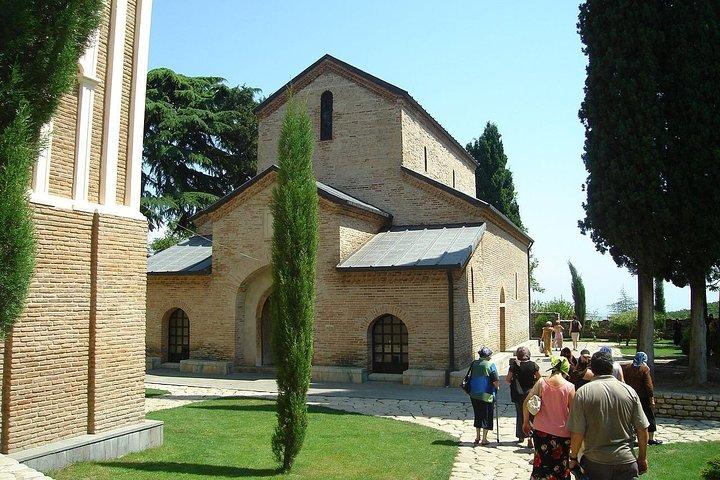 Kakheti Weintour von Tiflis : Sighnaghi, Bodbe & 7 Weinproben