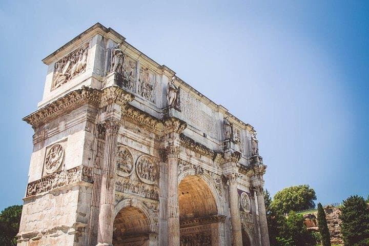 Rome: Colosseum Access with Official AI App & Arena Option