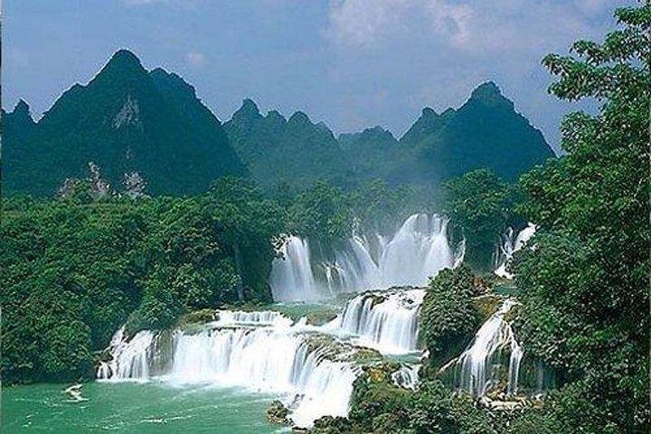 Excursão privada ao Gulong Canyon com ponte de vidro e quedas de água de Guangzhou