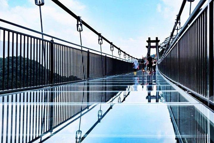Excursão privada ao Gulong Canyon com ponte de vidro e quedas de água de Guangzhou
