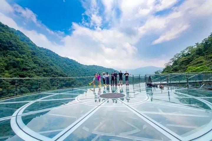Glass Bridge and Water Falls Private Car Service from Guangzou