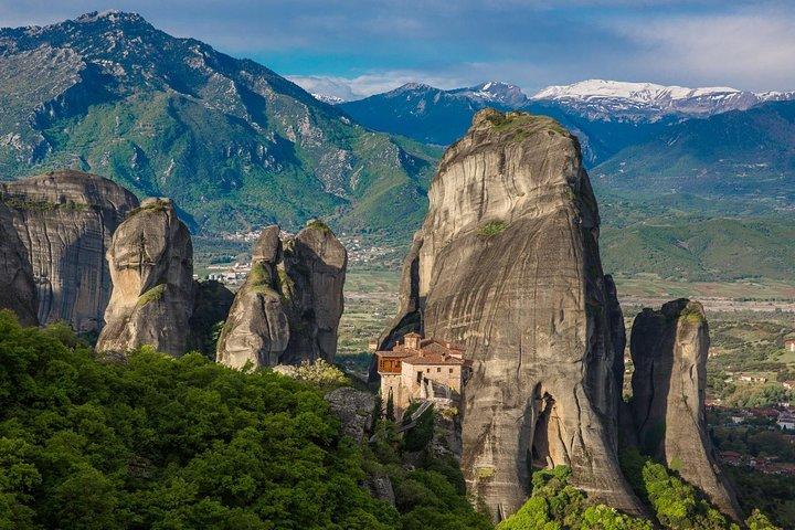 Meteora Full-day Private car trip from Athens