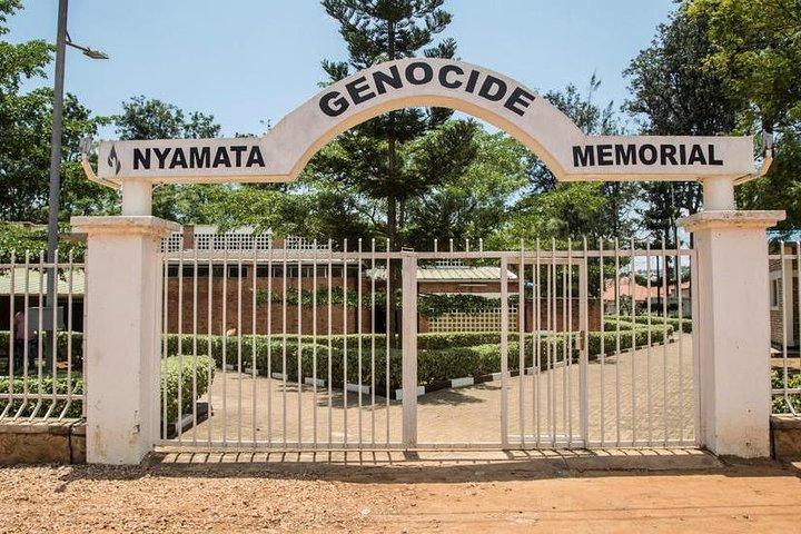 Visite d'une journée commémorative du génocide de Ntarama et Nyamata
