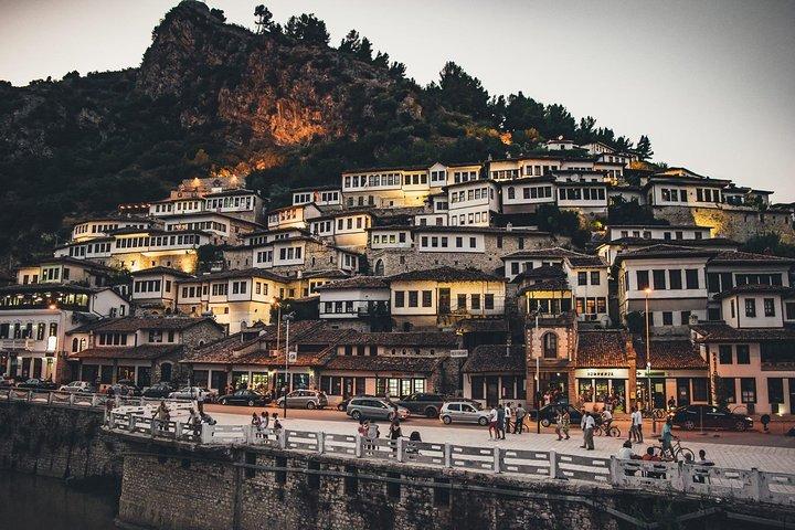 Visita Berat (UNESCO) da Tirana / Durazzo