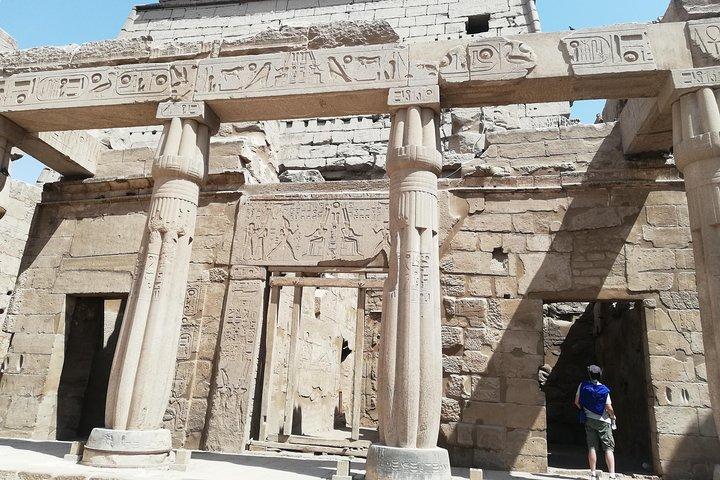 Viagem privada a Luxor de Hurghada, vale das rainhas e templo de Luxor