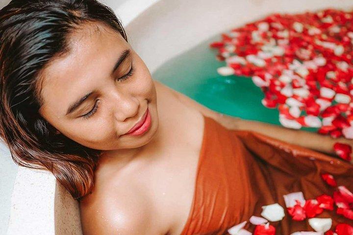 Bali Spa Tour, Stranden, Uluwatu Temple Sunset & Jimbaran Bay Dinner
