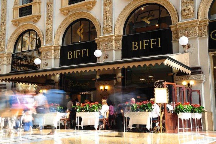 Historische koffiebars in Milaan: mode op de "Belle Epoque"