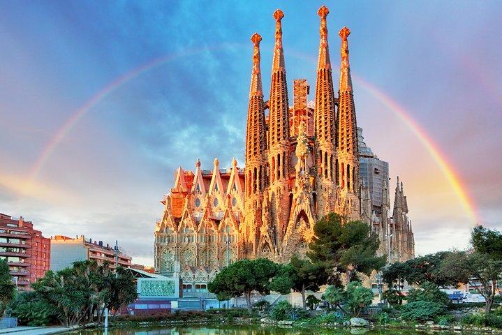 Ohne Anstehen Sagrada Familia Kleingruppentour