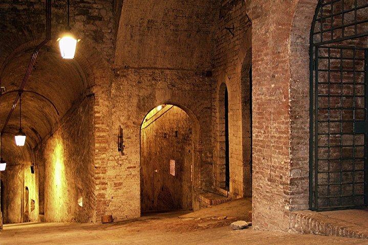 Private car trip to Assisi and Perugia from Florence FD12