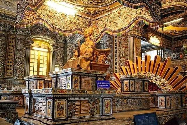 Royal Tombs