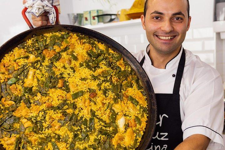 Séville : Cours de cuisine Paella & Tapas + Tour du marché Triana