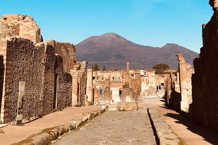 Pompeii 3h Private & Quality Tour with your Archaeologist