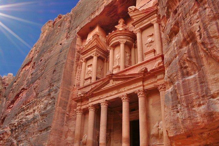 Tour de día completo a Petra desde Amman