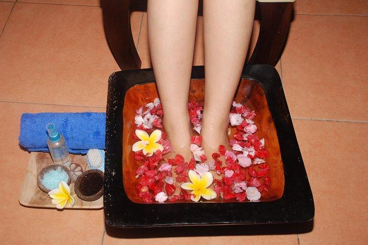 Royal Orchid Spa 2 Hours Sunburn Package