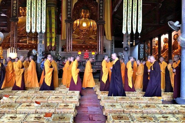 Privat dagstur för att besöka Guanghua-templet och Meizhou Island från Xiamen