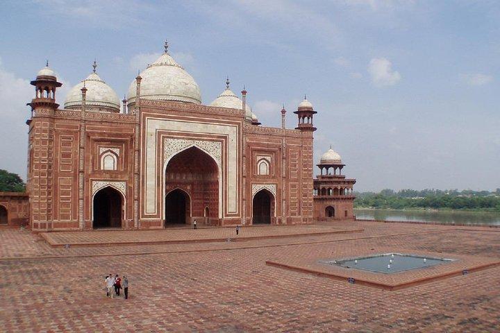Højdepunkter i Agra (Guided Half Day Sightseeing City Tour)
