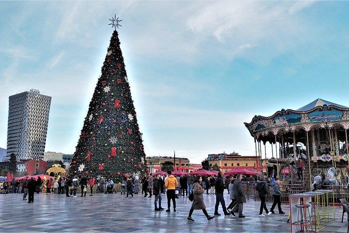 Passeio a pé em Tirana, degustação de azeite de oliva extra virgem e raki