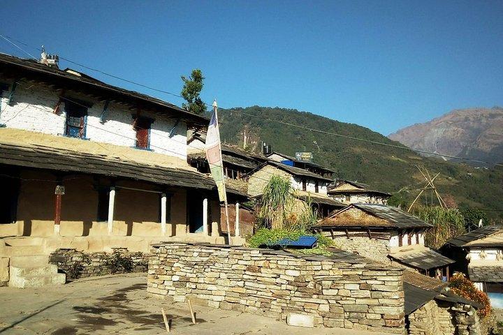 カトマンズからの7日間のGhorepani Poonhill Ghandruk Trek