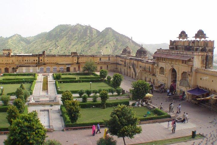 Dagtocht naar Agra (Guided Sightseeing Tour)