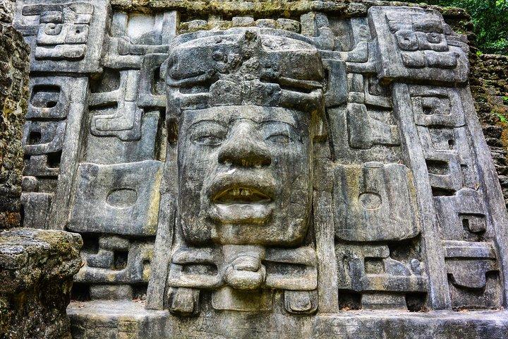 Udflugt til Lamanai Temples, River Wildlife