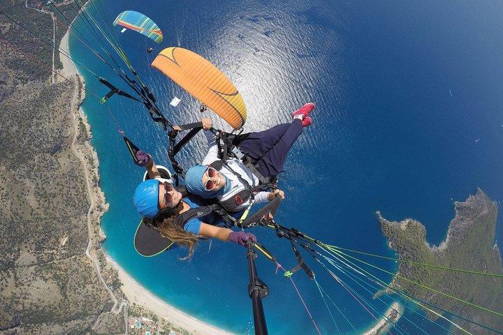 Tandem paragliding i Ölüdeniz, Fethiye, Tyrkiet
