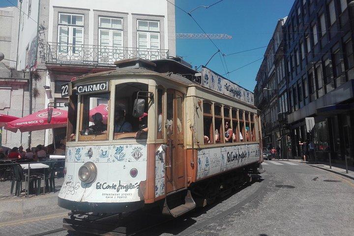 Trasferimento da Porto a Coimbra visitando Aveiro, mezza giornata