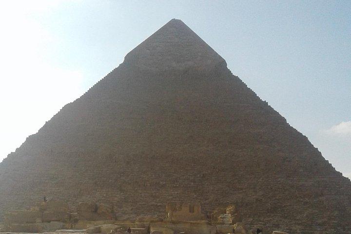 Dagstur till Giza-pyramiderna med kameltur och egyptiska museet i Kairo