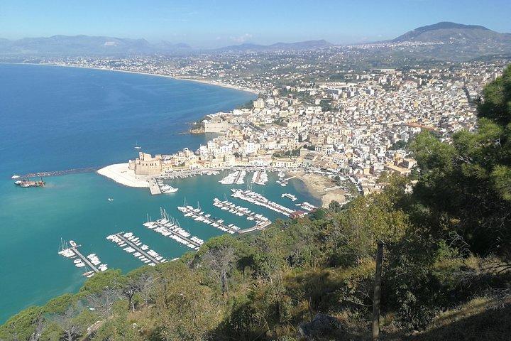 Privater Transfer vom Flughafen Palermo nach Tonnara di Scopello oder umgekehrt
