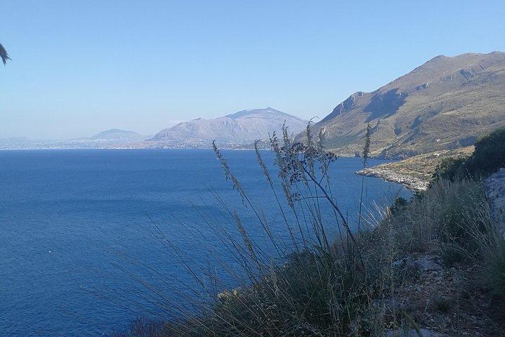 Privater Transfer vom Flughafen Palermo nach Tonnara di Scopello oder umgekehrt