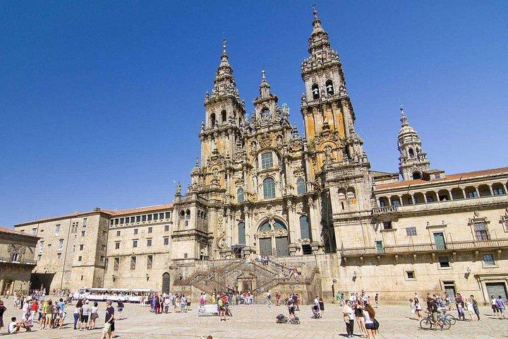 Fulldags privat tur: Historisk Santiago de Compostela fra Lissabon