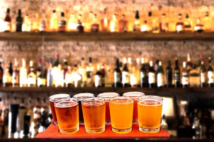 Visita guiada à cerveja em Varsóvia - Sample 10 Craft Beers