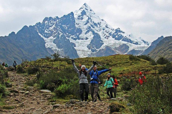 Salkantay Trek a Machu Picchu 4 giorni (ritorno in auto)
