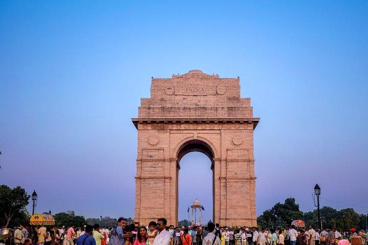 Visite du musée du rail ou du musée des poupées avec India Gate (transferts privés)
