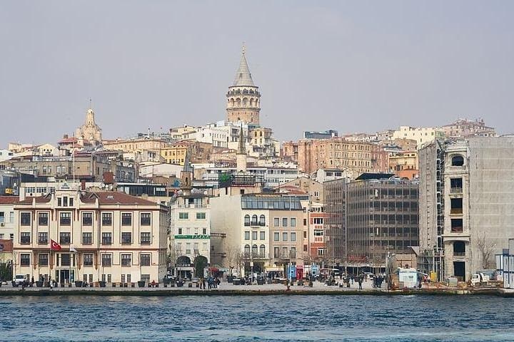 Bosphorus Cruise with unlimited alcohol