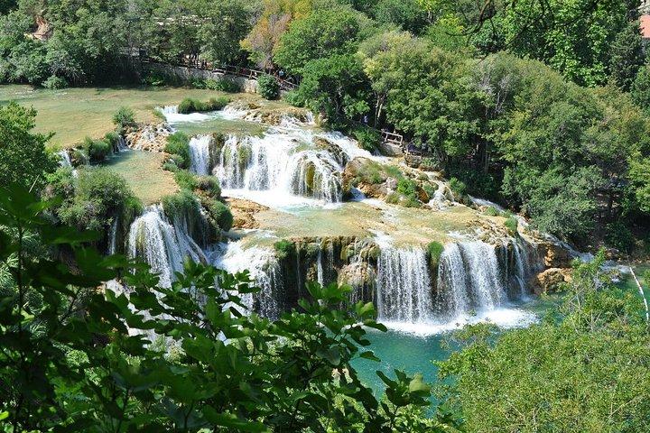 Excursion tout compris de luxe aux cascades de Krka au départ de Split ou de Trogir.