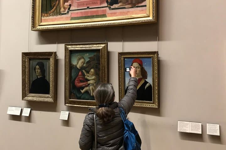 Louvre Museum Masterpieces Guided Tour, including Mona Lisa