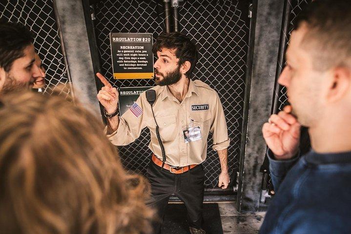 Expérience cocktail dans la prison d'Alcotraz à Londres