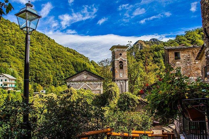 Excursion privée d'une journée à Lucques, Garfagnana et Pise - au départ de Florence