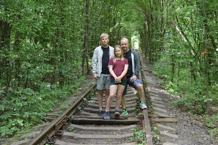 Transfert aller-retour vers le fort de Tarakaniv et le tunnel de l'amour depuis Kiev en véhicule privé