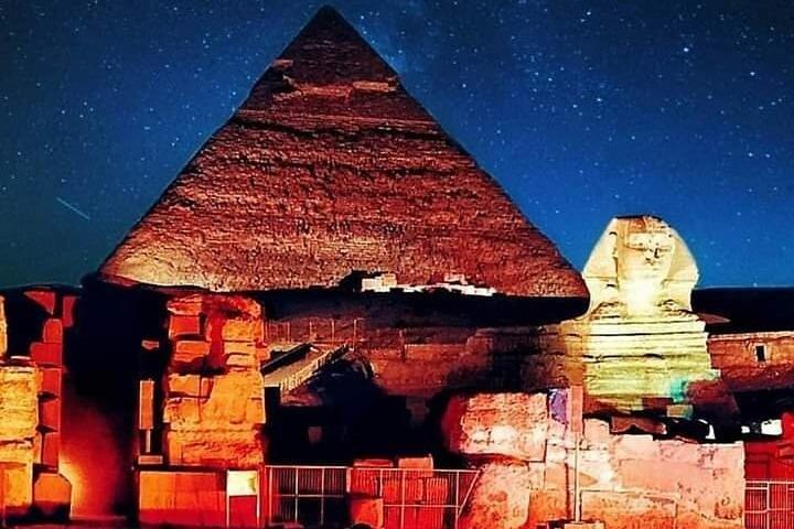 Tour nocturno en El Cairo
