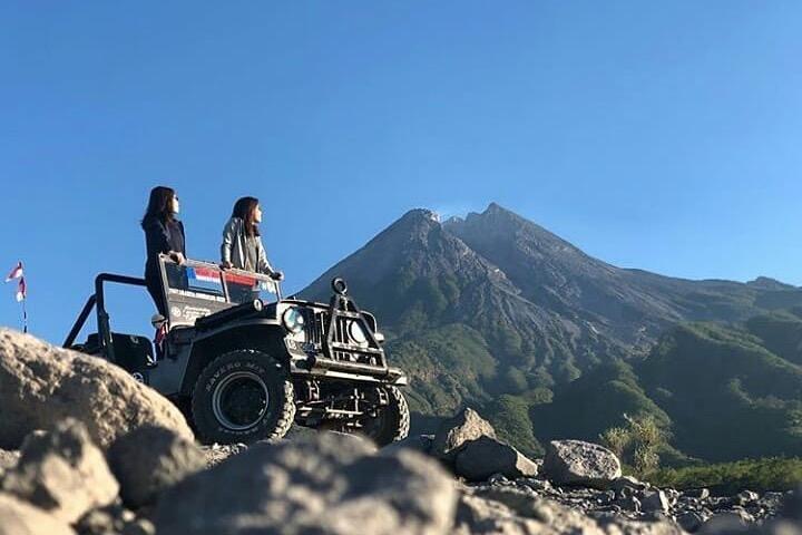 Yogyakarta: alba a Setumbu, tempio di Borobudur e monte Merapi