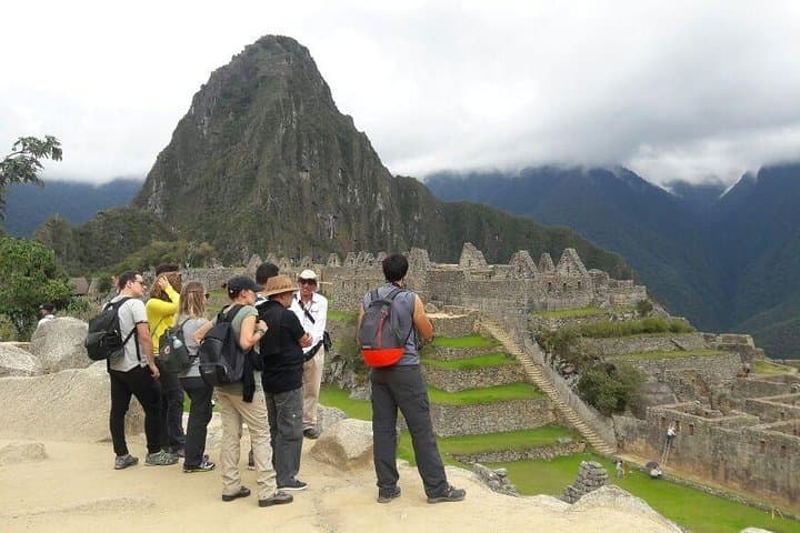 Local Private Guide for Machu Picchu