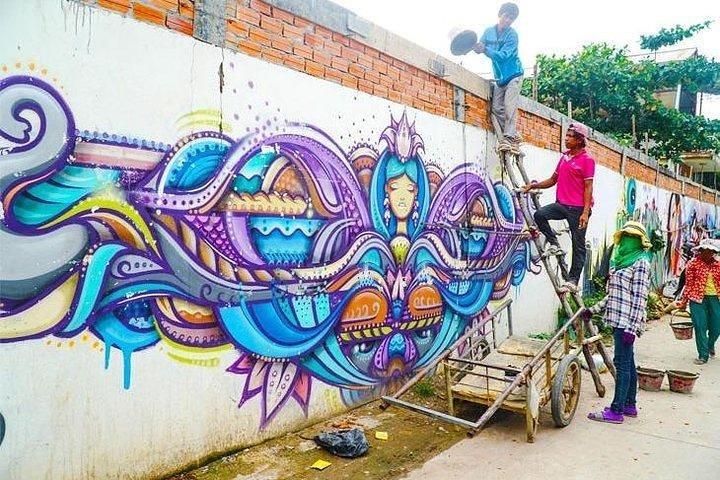 Ochtendmarkt en straatkunsttour in Phnom Penh